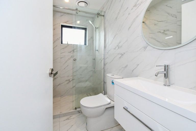 Photo of property in 2b Bendale Place, Papatoetoe, Auckland, 2025