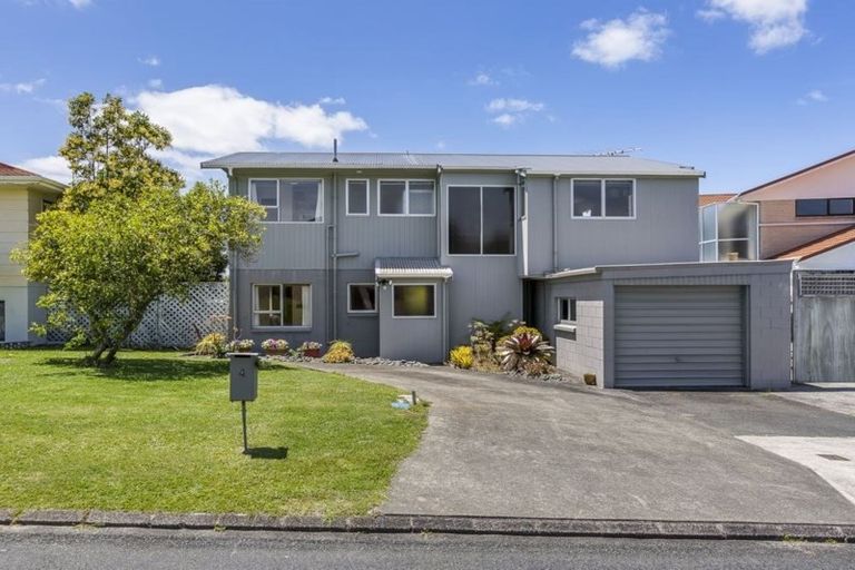 Photo of property in 4 Carmen Terrace, Snells Beach, 0920