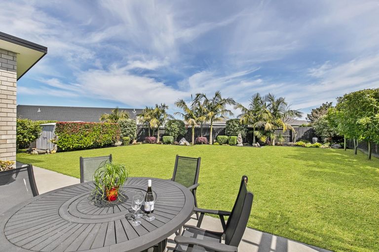 Photo of property in 5 Vivien Place, Patumahoe, Pukekohe, 2679