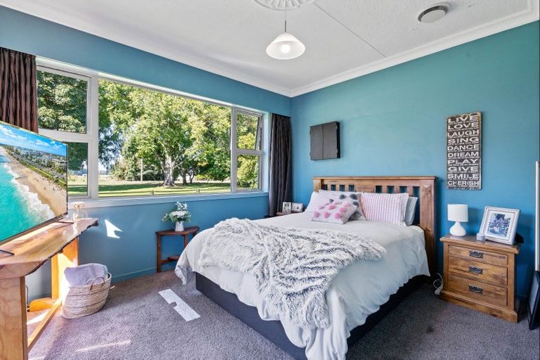 Photo of property in 17 Memorial Avenue, Drummond, Otautau, 9683