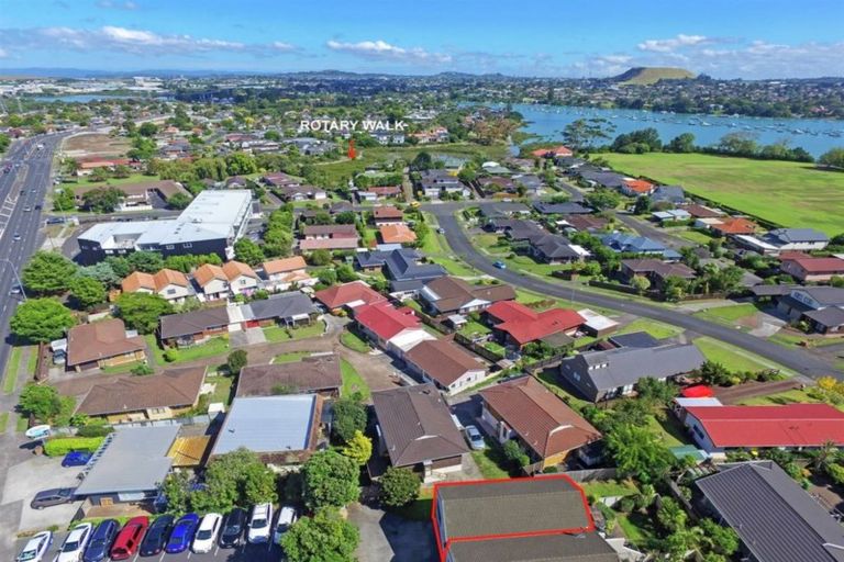 Photo of property in 5/124 Pakuranga Road, Pakuranga, Auckland, 2010