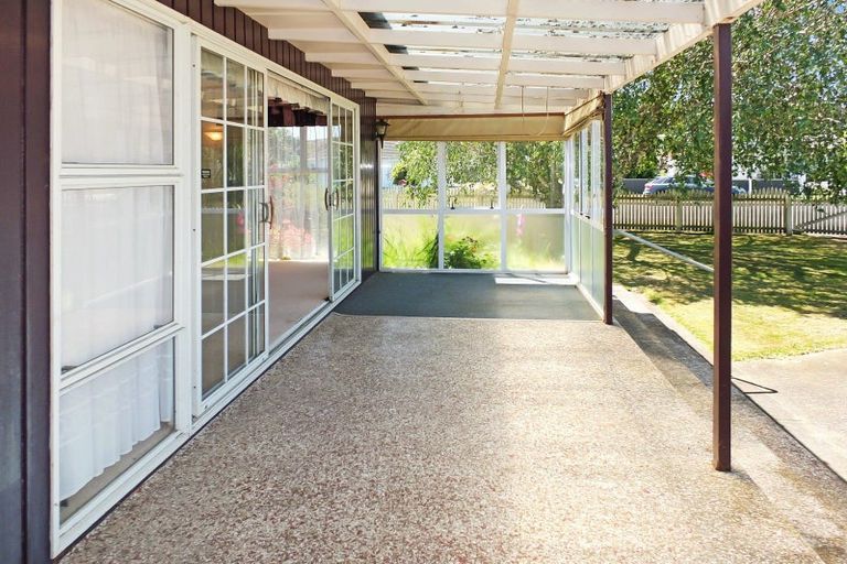 Photo of property in 33 Ladys Mile, Foxton, 4814