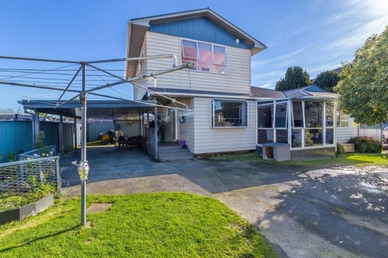 Photo of property in 6 Haylock Grove, Totara Park, Upper Hutt, 5018