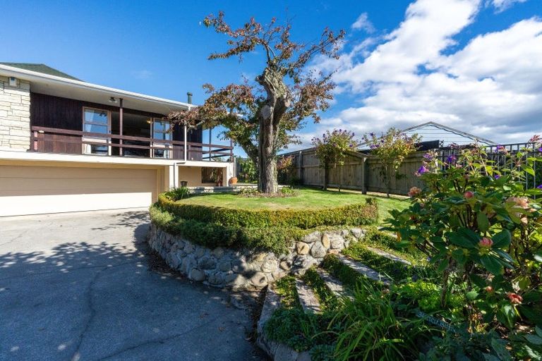 Photo of property in 76 Highbury Drive, Levin, 5510