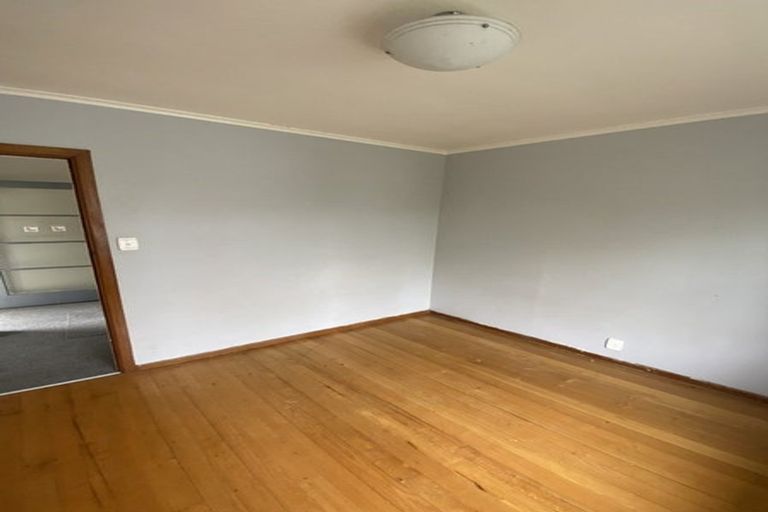 Photo of property in 10 Thompson Terrace, Manurewa, Auckland, 2102