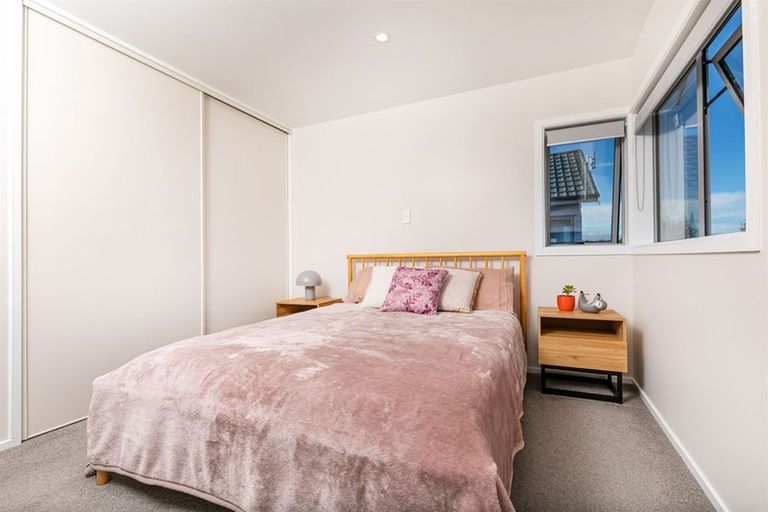 Photo of property in 6/103 Swanson Road, Henderson, Auckland, 0610