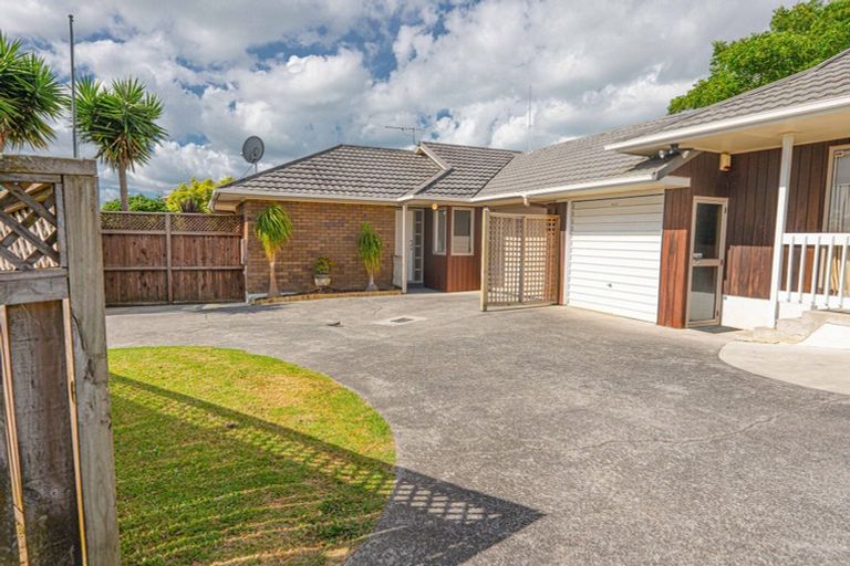 Photo of property in 1/16 Fieldstone Court, Northpark, Auckland, 2013