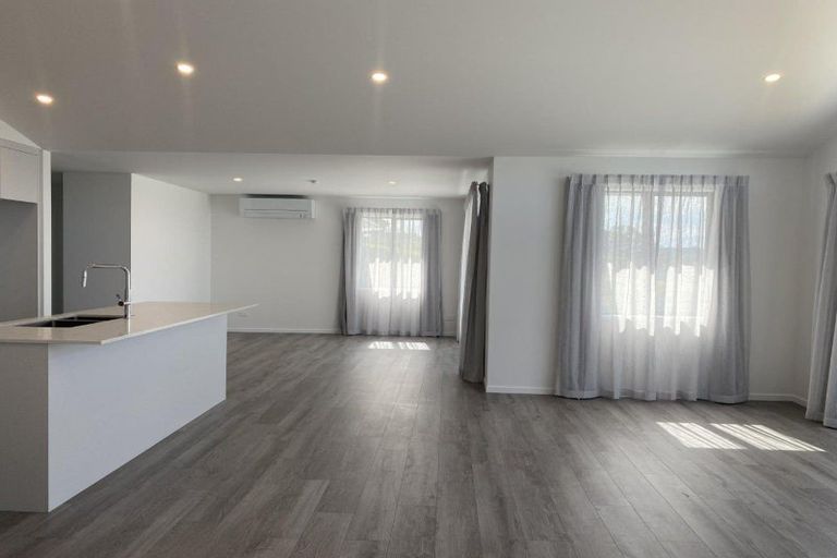 Photo of property in 350 Whitehills Road, Waitoki, Silverdale, 0994