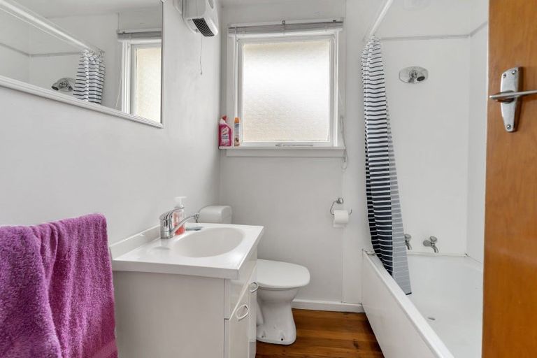 Photo of property in 2/108 Cranford Street, St Albans, Christchurch, 8014