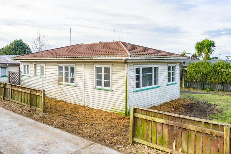 Photo of property in 17 Fifth Avenue, Enderley, Hamilton, 3214