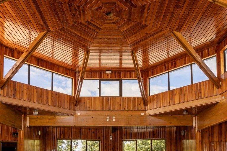 Photo of property in 24 Paetawa Road, Peka Peka, Waikanae, 5391