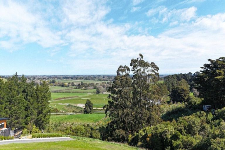Photo of property in 10 Larnder Lane, Kennedys Bush, Christchurch, 8025
