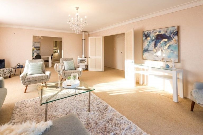 Photo of property in 3 Maugham Drive, Bucklands Beach, Auckland, 2014