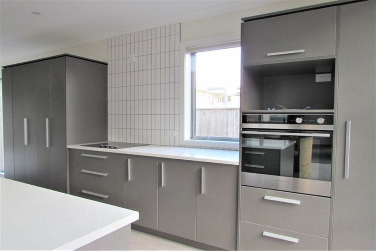 Photo of property in 6 Yeats Grove, Trentham, Upper Hutt, 5018