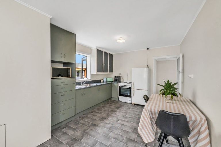 Photo of property in 39 Leeston And Lake Road, Leeston, 7632