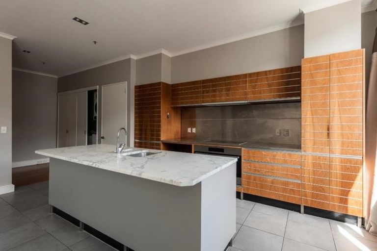Photo of property in Augusta Apartments, 30/254 Willis Street, Te Aro, Wellington, 6011