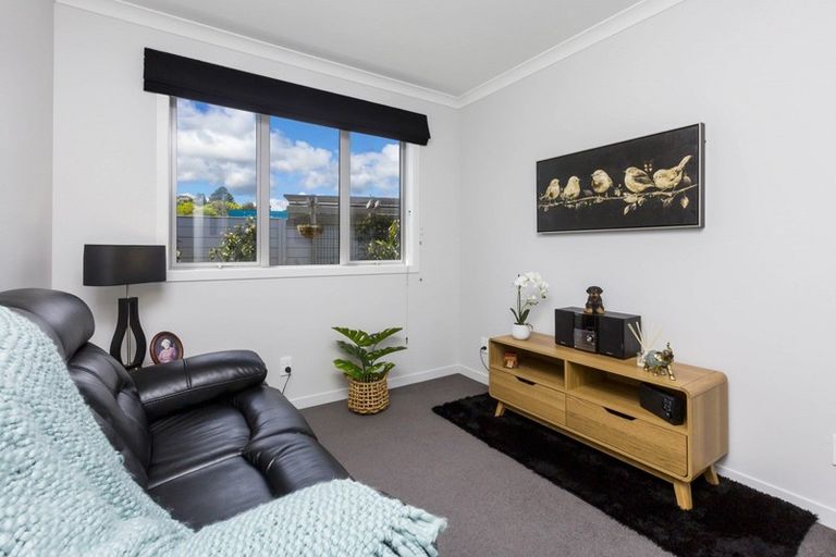 Photo of property in 11 Vernon Grove, Brown Owl, Upper Hutt, 5018
