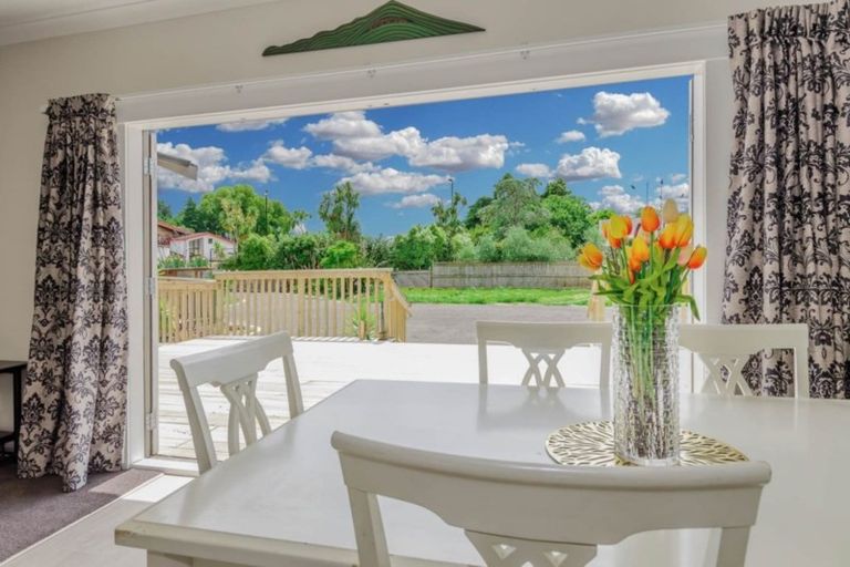 Photo of property in 19 Kew Grove, Raumati Beach, Paraparaumu, 5032