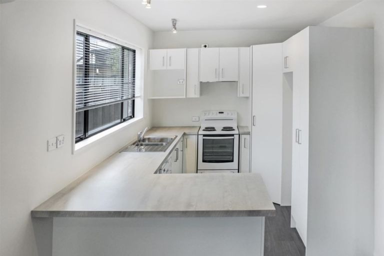 Photo of property in 46d Division Street, Riccarton, Christchurch, 8041