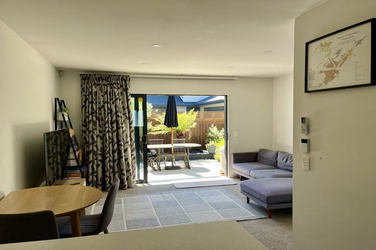 Photo of property in 2/64 Packe Street, Edgeware, Christchurch, 8013