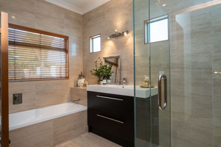 Photo of property in 515 Ikanui Road, Frimley, Hastings, 4120