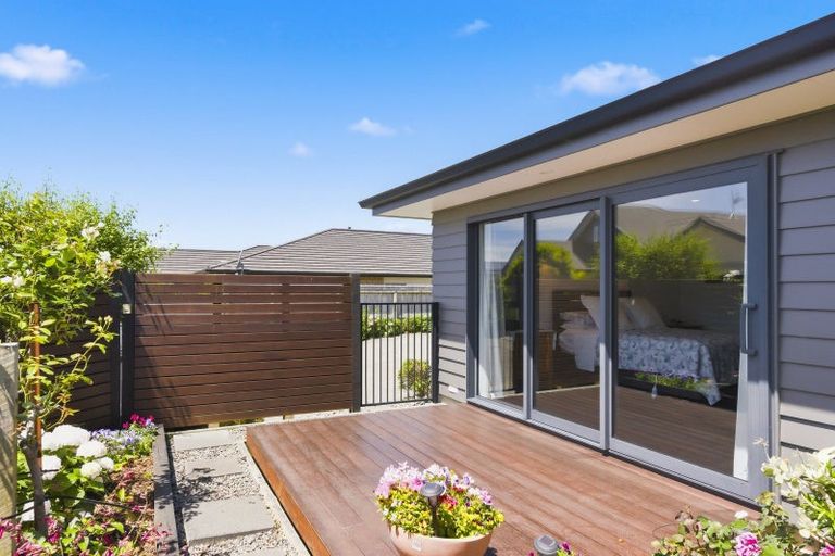 Photo of property in 19 Taranui Way, Paraparaumu Beach, Paraparaumu, 5032