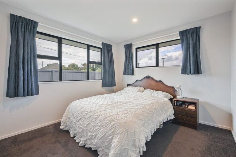 Photo of property in 16 Sandy Avenue, New Brighton, Christchurch, 8083
