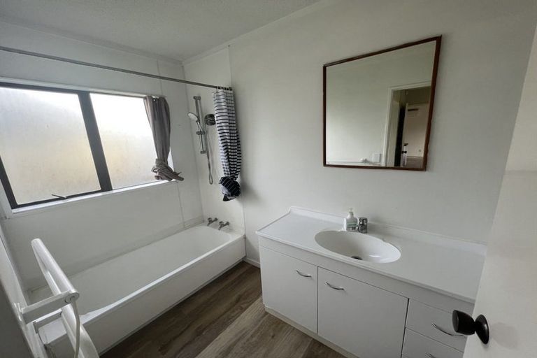 Photo of property in 160b Old Farm Road, Hamilton East, Hamilton, 3216