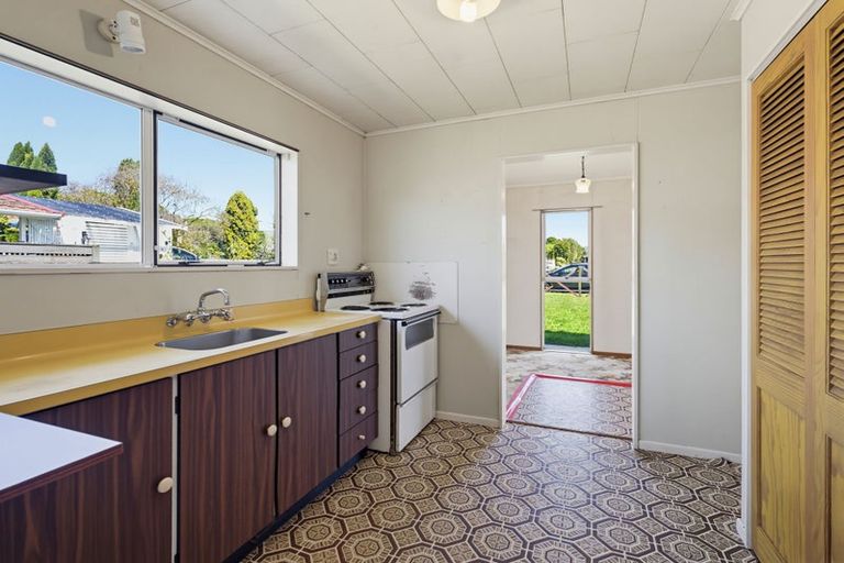 Photo of property in 34a Kanawa Street, Waikanae, 5036