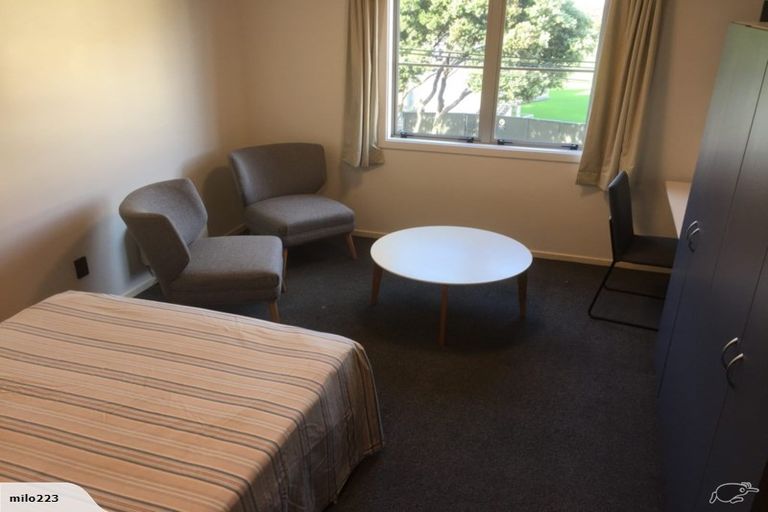 Photo of property in Basin Reserve Complex, 27/4 Sussex Street, Mount Cook, Wellington, 6021