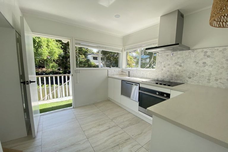 Photo of property in 1/36 Sandiacre Way, Browns Bay, Auckland, 0630