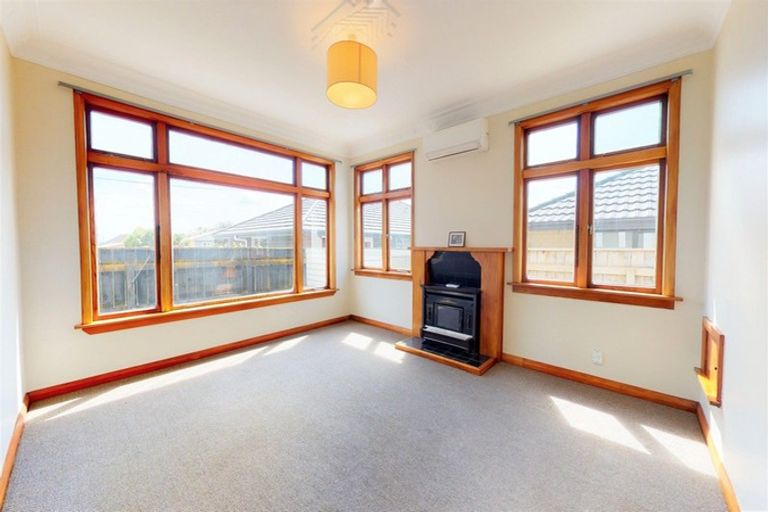 Photo of property in 581 Queen Street East, Levin, 5510