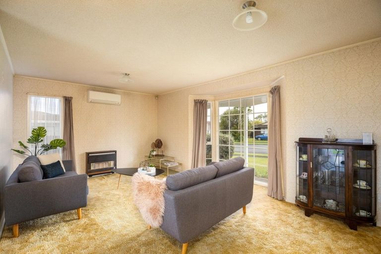 Photo of property in 42 Branch Road, Highlands Park, New Plymouth, 4312