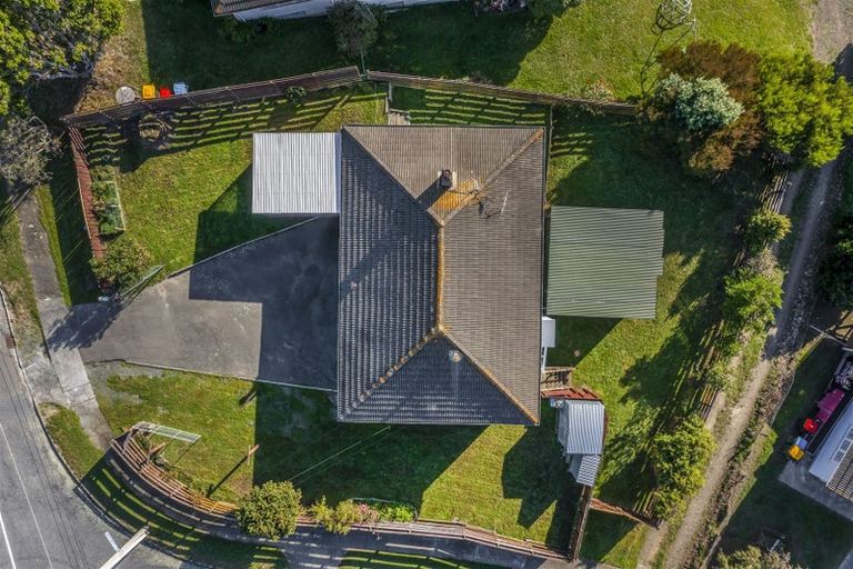 Photo of property in 2 Ngahue Crescent, Elsdon, Porirua, 5022