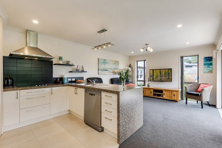 Photo of property in 7 Patu Way, Patumahoe, Pukekohe, 2679