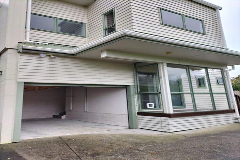 Photo of property in 20b Bledisloe Street, Cockle Bay, Auckland, 2014