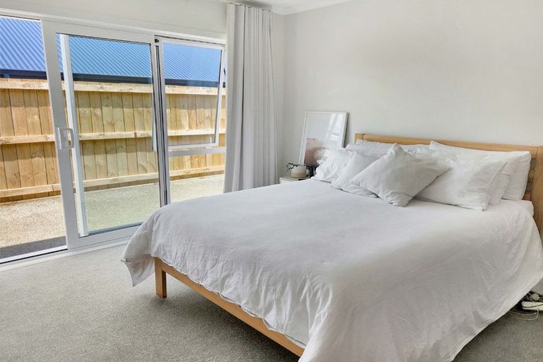 Photo of property in 18 Te Ara O Roimata, Wainuiomata, Lower Hutt, 5014