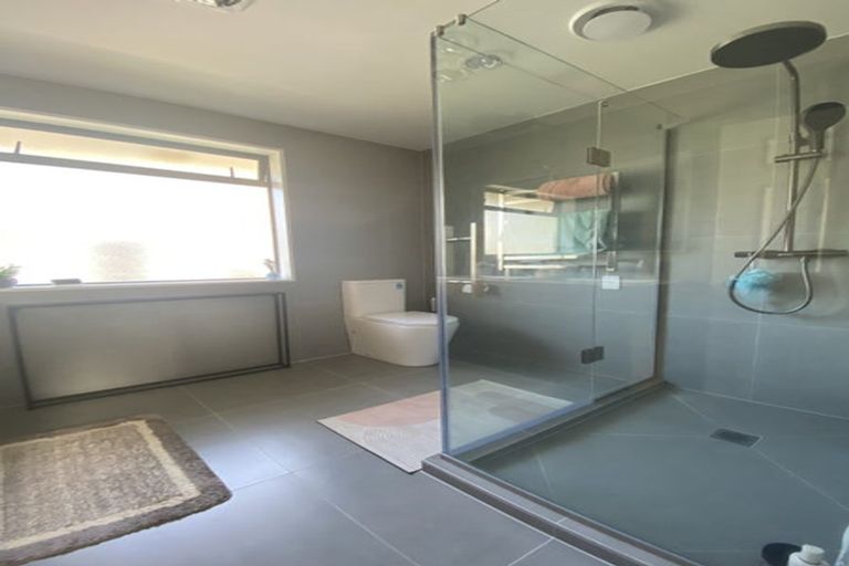 Photo of property in 8 Marlon Lane, East Tamaki, Auckland, 2016