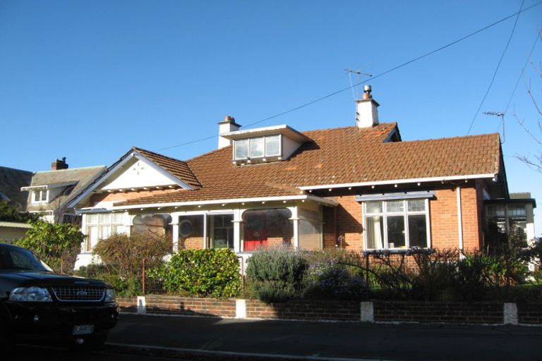 Photo of property in 2 Ings Avenue, Saint Clair, Dunedin, 9012