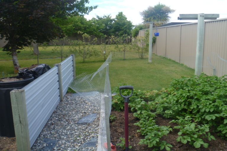 Photo of property in 24 Albert Drive, Clyde, 9330