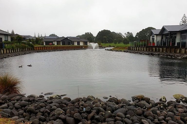 Photo of property in 61 Links Drive, Waiwhakaiho, New Plymouth, 4312