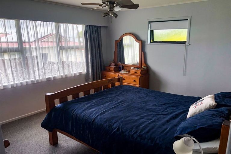 Photo of property in 17 Winston Street, Tikipunga, Whangarei, 0112