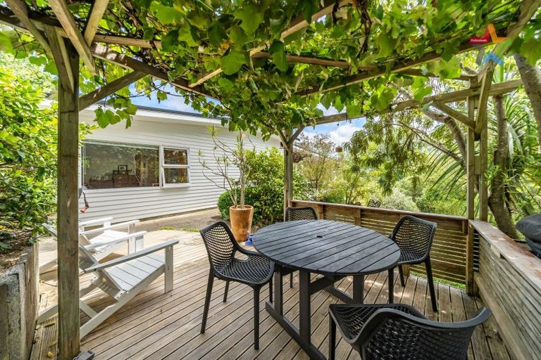 Photo of property in 15 Cleary Street, Waterloo, Lower Hutt, 5011