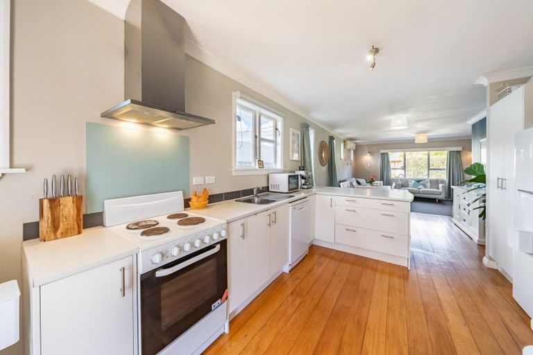 Photo of property in 36 Seddon Street, Wallaceville, Upper Hutt, 5018