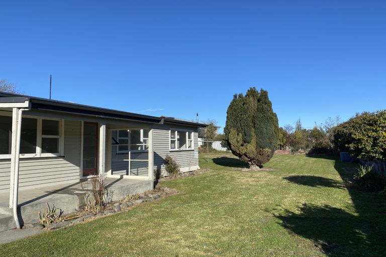 Photo of property in 5 Queen Street, Pareora, 7912