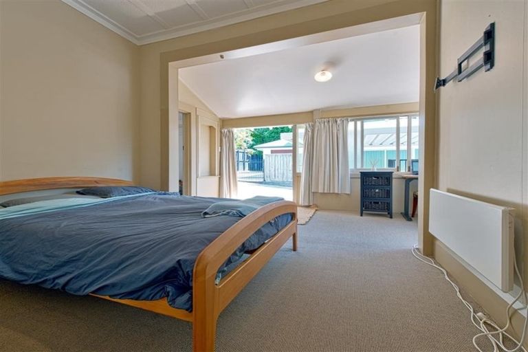 Photo of property in 53 Shakespeare Road, Bluff Hill, Napier, 4110