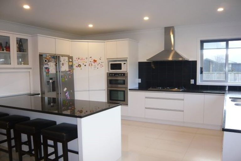 Photo of property in 2 Tallentire Crescent, Huntington, Hamilton, 3210