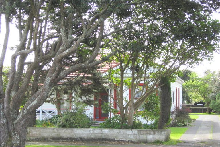 Photo of property in 32 Harper Street, Gonville, Whanganui, 4501