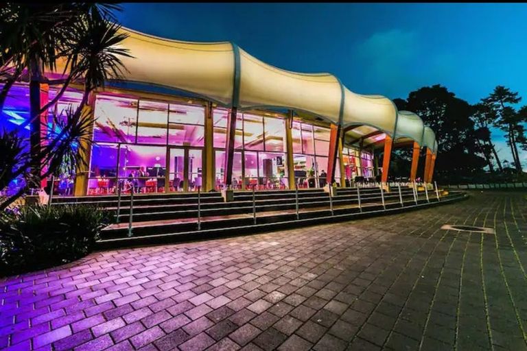 Photo of property in 4/26 Hunter Street, Hamilton Lake, Hamilton, 3204