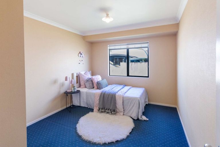 Photo of property in 16 Alba Place, Cambridge, 3434